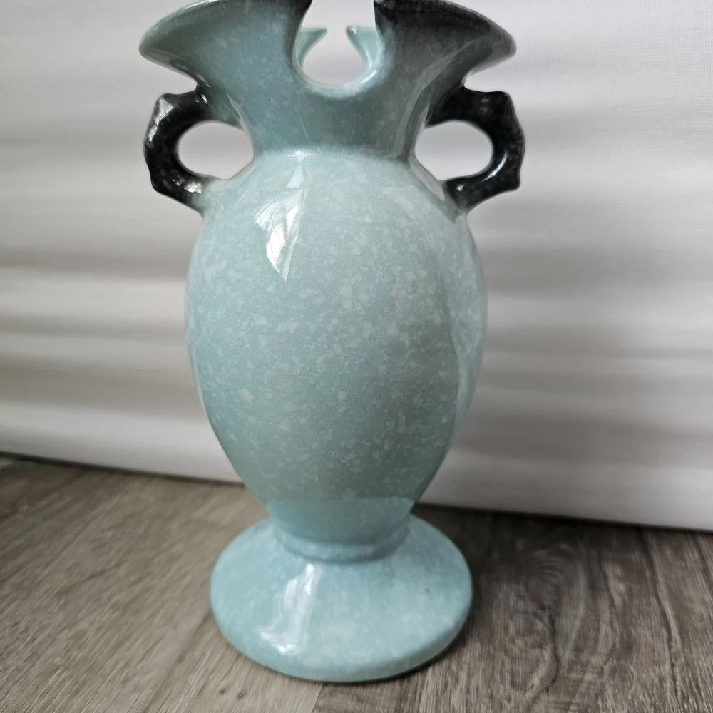 Vintage Hull Pottery Vase Royal Woodland Blue Teal Speckled Glaze W4 6 1/2